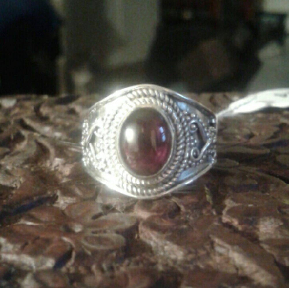 SALE New *HC Natural 3.16ctw Garnet Solid 925S Rg
